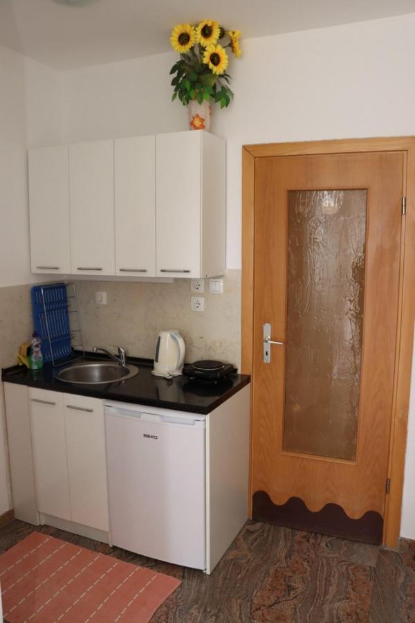 Prozor Rooms & Apartment Jozic المظهر الخارجي الصورة