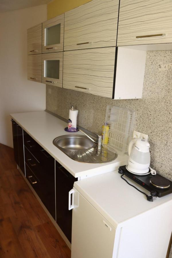 Prozor Rooms & Apartment Jozic المظهر الخارجي الصورة